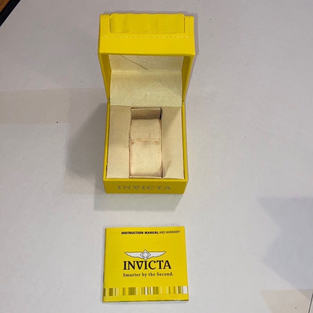 Invicta Watch Box - Picture 1 of 14